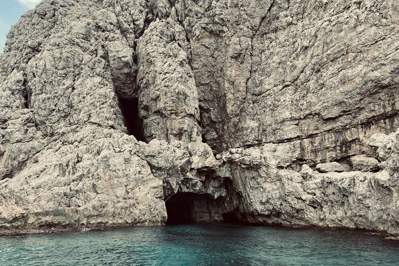 Paseo en barco privado a Levanzo y Marettimo desde Trapani 4