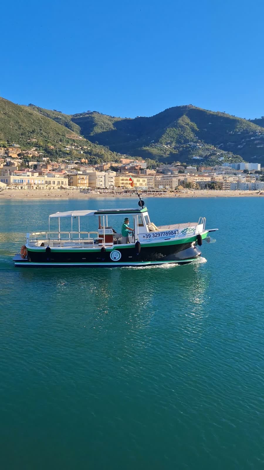 Tour in barca a Cefalù 4