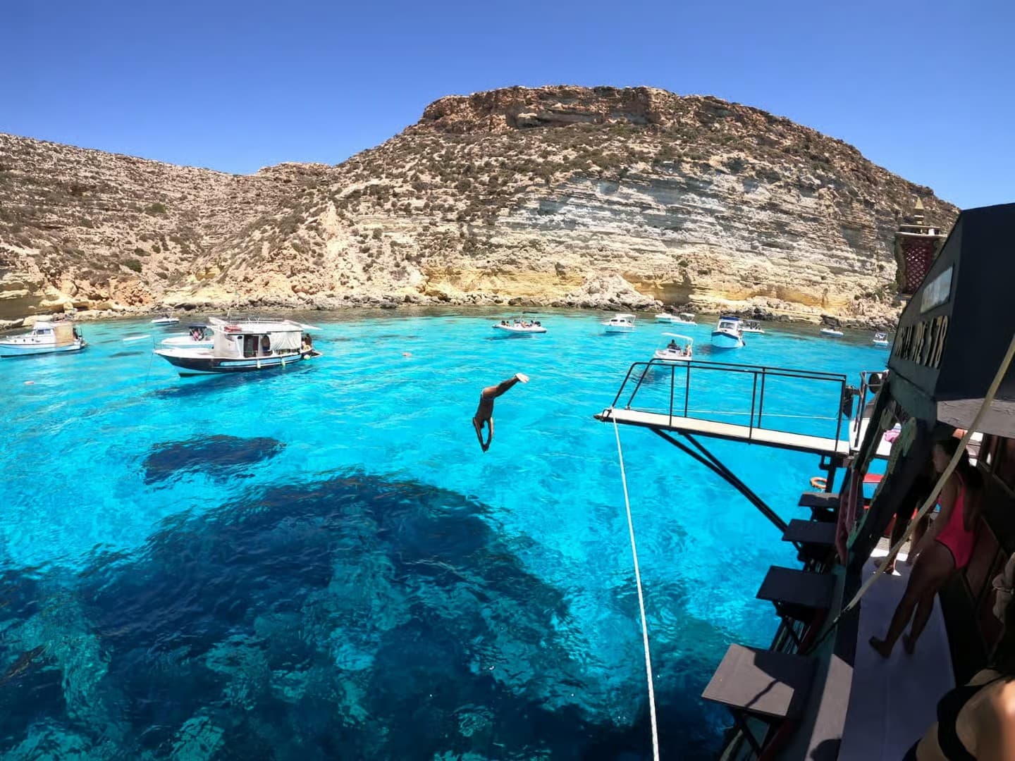 Excursion en bateau pirate en journée avec déjeuner et musique - Lampedusa 2