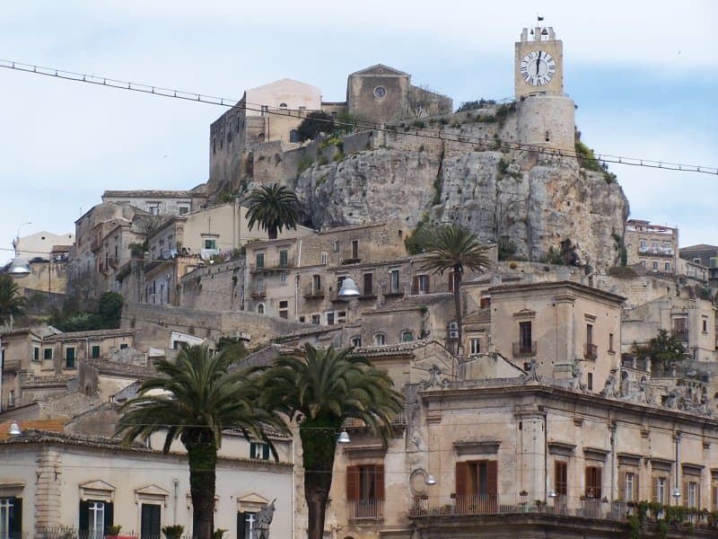 Castello dei Conti di Modica: la fortezza panoramica sulla città