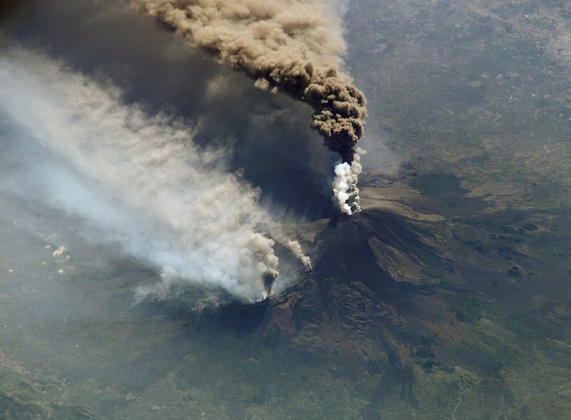 Etna: vulcano attivo Patrimonio UNESCO ed escursioni guidate